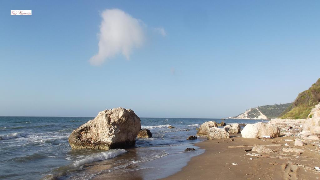 B&B Vico Vacanze Vico Del Gargano Eksteriør bilde