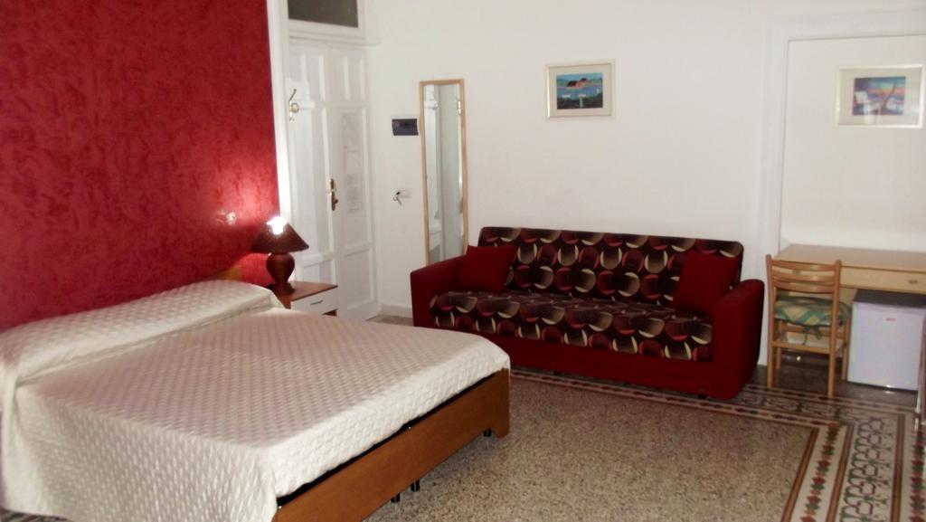 B&B Vico Vacanze Vico Del Gargano Eksteriør bilde